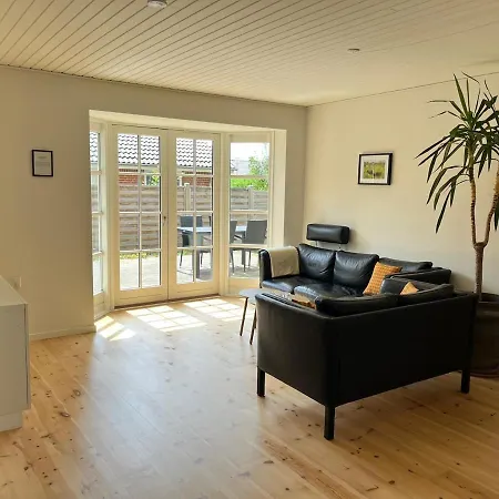 Bright And Quiet Townhouse Villaer Bellinge