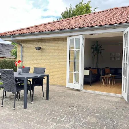 Bright And Quiet Townhouse Villaer *